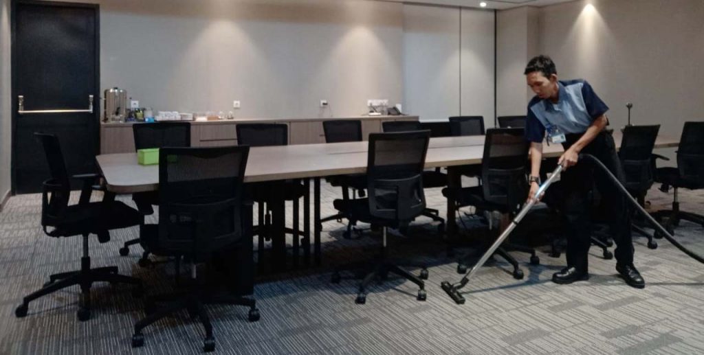 Pelatihan untuk Menjadi Office Boy