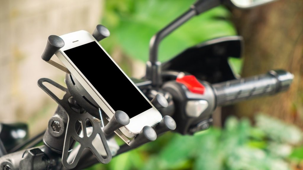 Holder HP motor anti getar terbaik